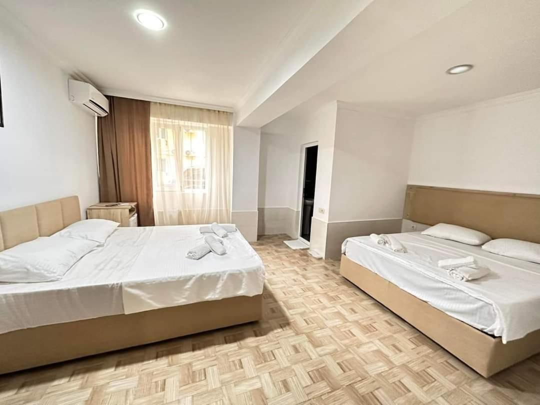 Femi Ji Otel Batum Dış mekan fotoğraf