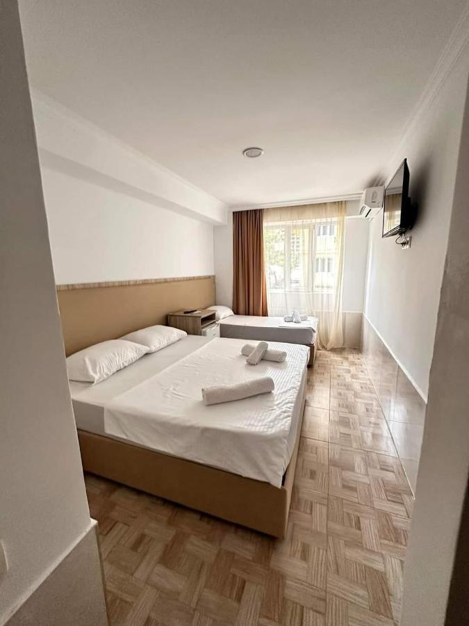 Femi Ji Otel Batum Dış mekan fotoğraf